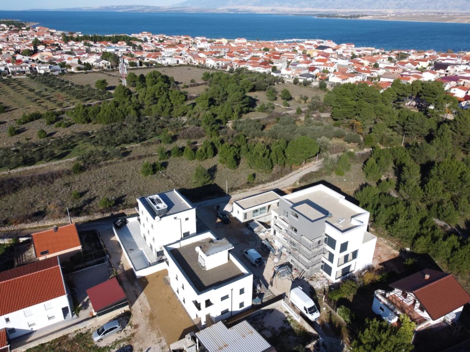 Rudolf Apartment Vir